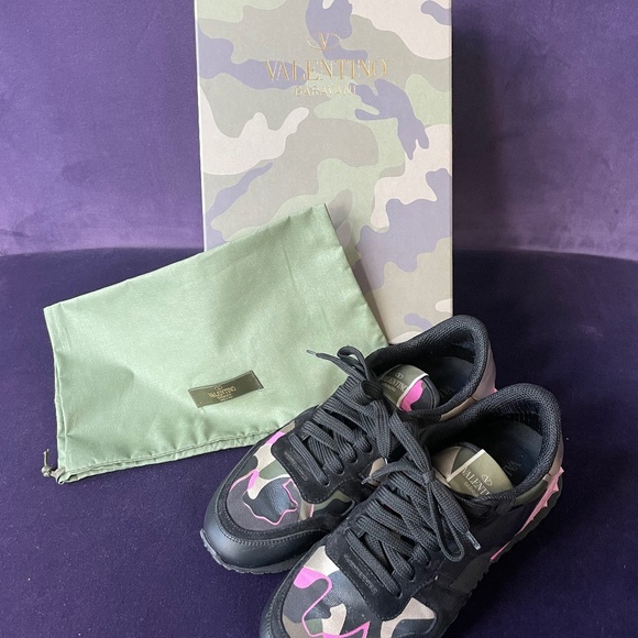 Valentino pink camo sneakers, size 38. - Picture 1 of 10